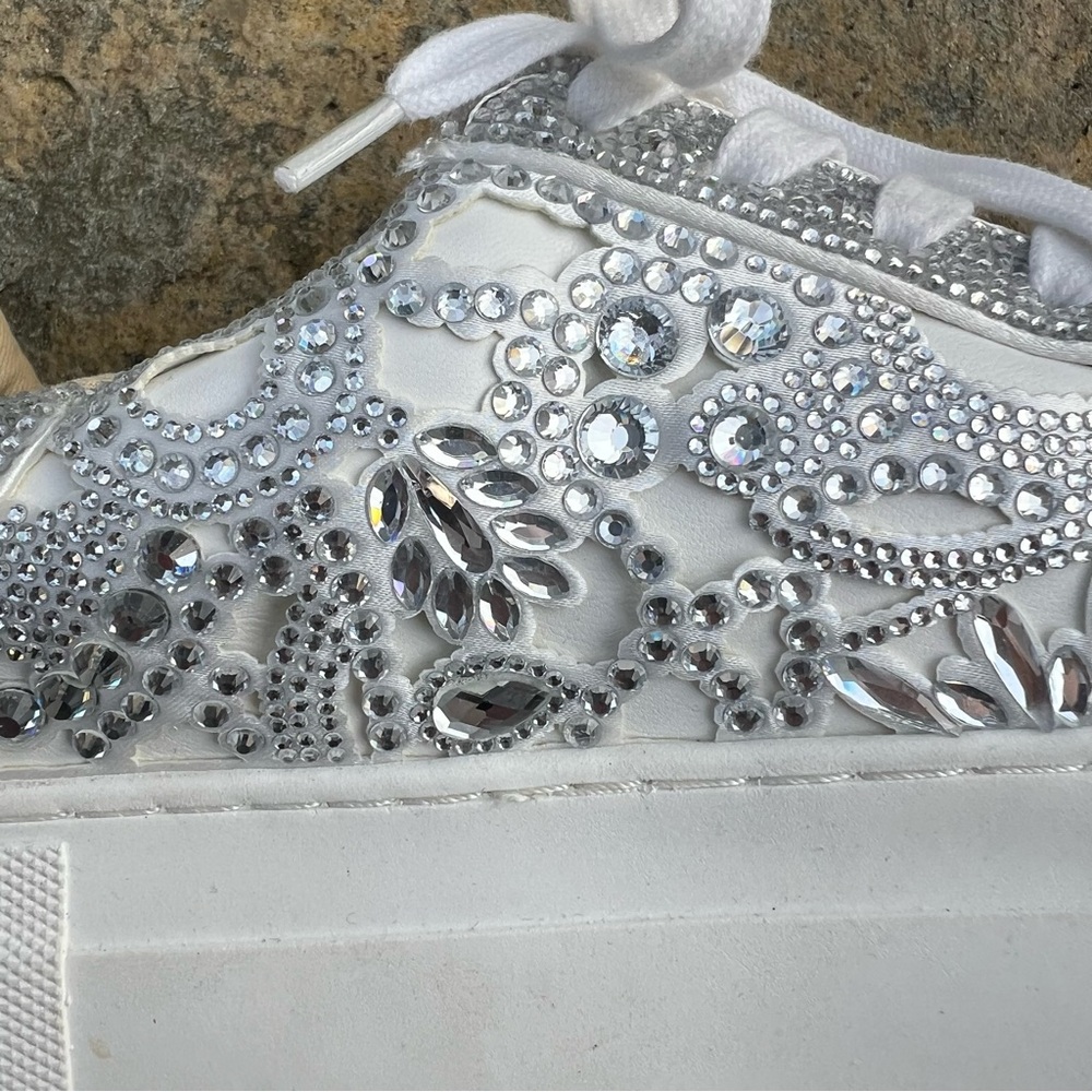 Betsey Johnson Extra Sparkly Reily Sneaker - Picture 3 of 12